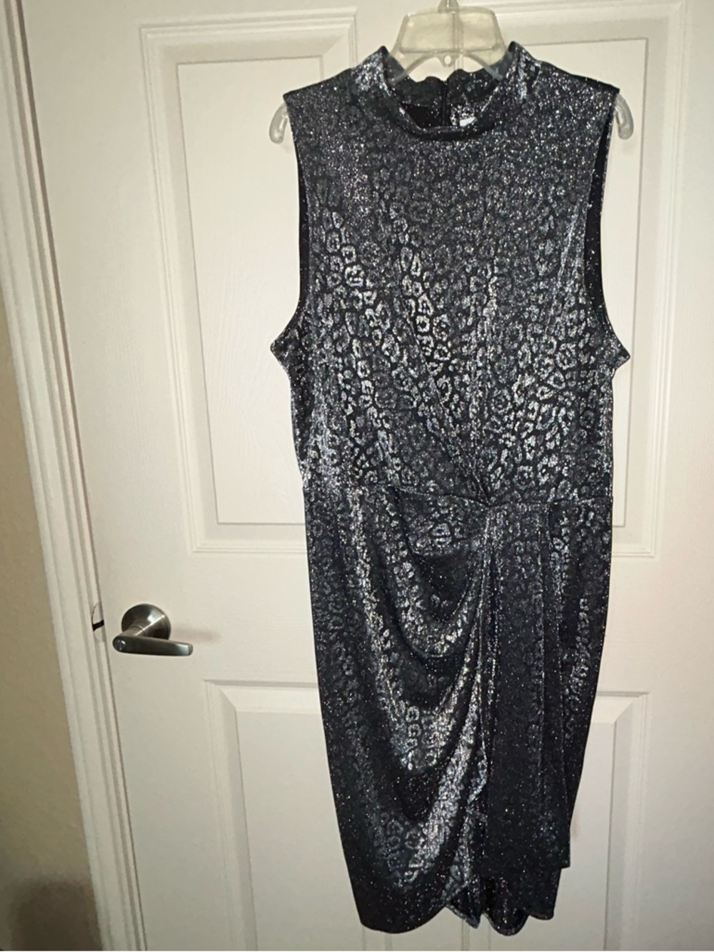 Calvin Klein Women’s Size 12 Metallic Leopard Print Cocktail Dress Black Silver